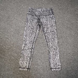 Lululemon Wunder Womens Sz 8 Black White Gray  Speckled Under High Waist 7/8